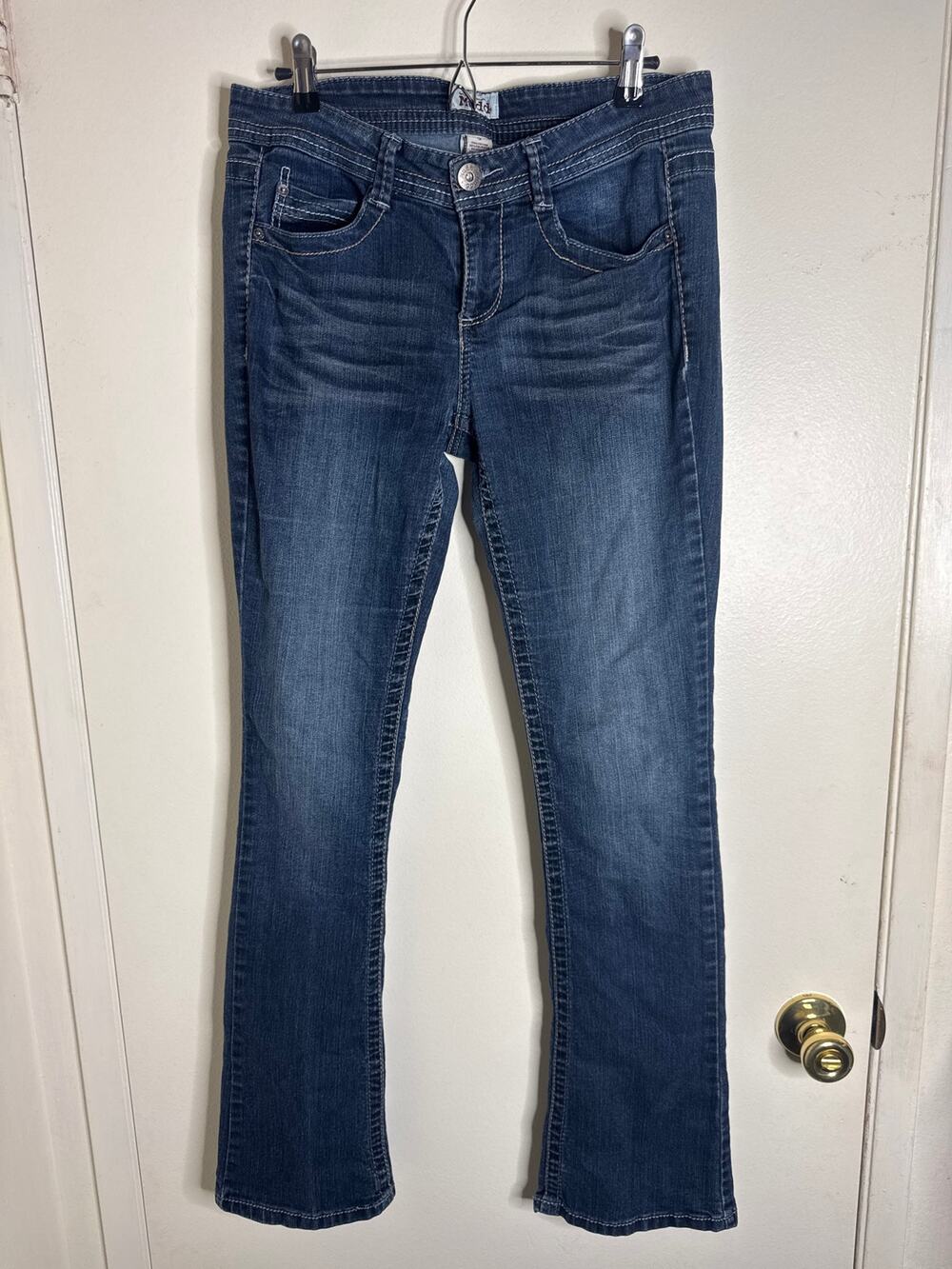 Vintage Y2K Mudd Jeans Size 9 Bootcut Low Rise Medium Dark Wash Denim Flared